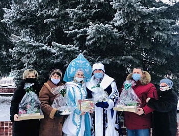 Поздравление сотрудников ФАП Давыдовского муниципального образования с Новым годом!